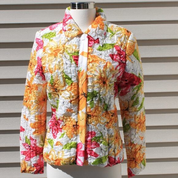 Pleats Collection Women's Lightweight Crinkle Bright Floral Jacket Size S - Picture 3 of 13
